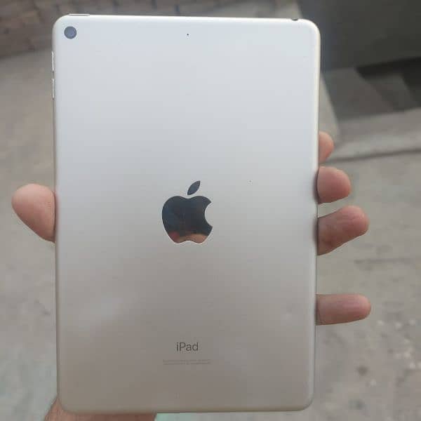 iPad mini 5 8