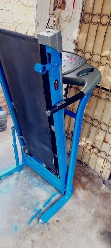 Treadmill Good condition slightly used 120 kg sported 2