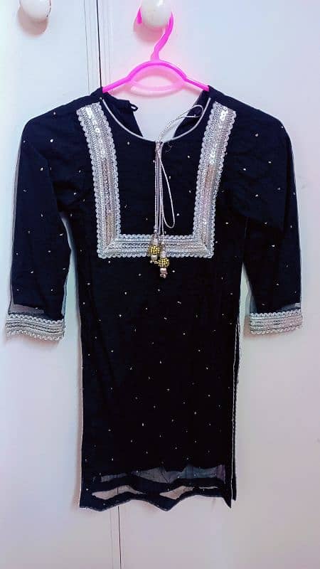 Black formal net dress aged 6-8 yrs 0