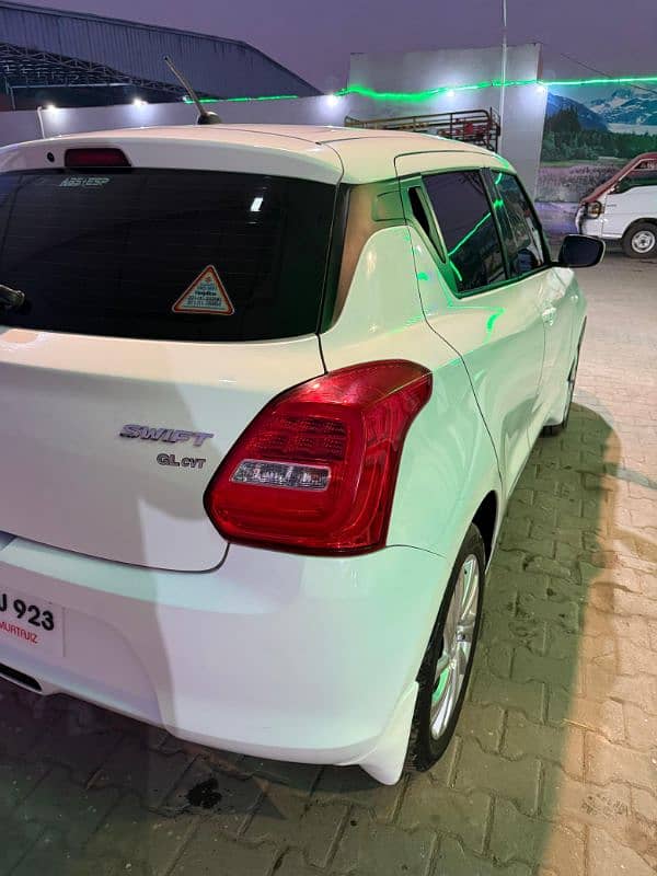 Suzuki Swift 2023 5