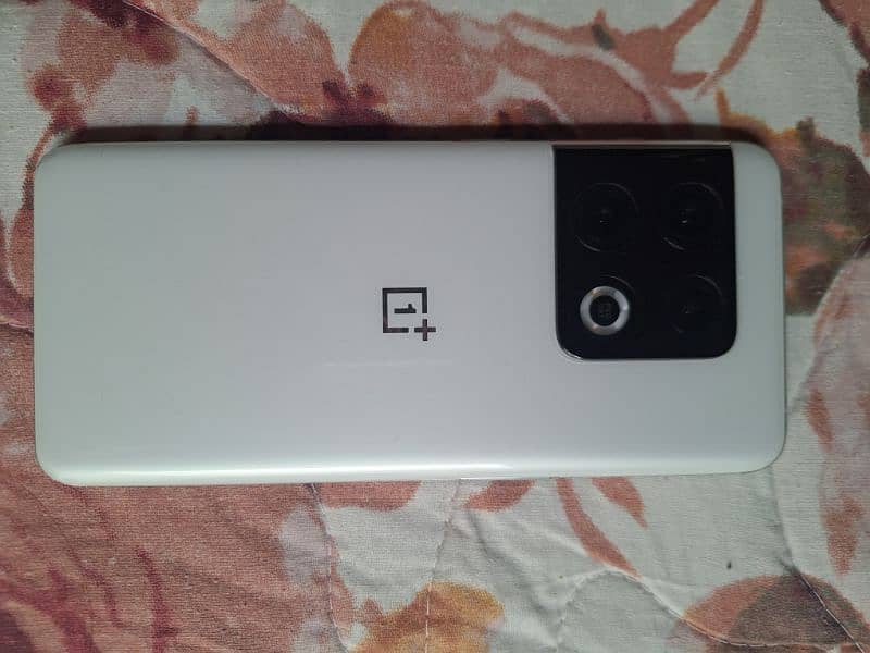 OnePlus 10 pro 12/512 non pta 4