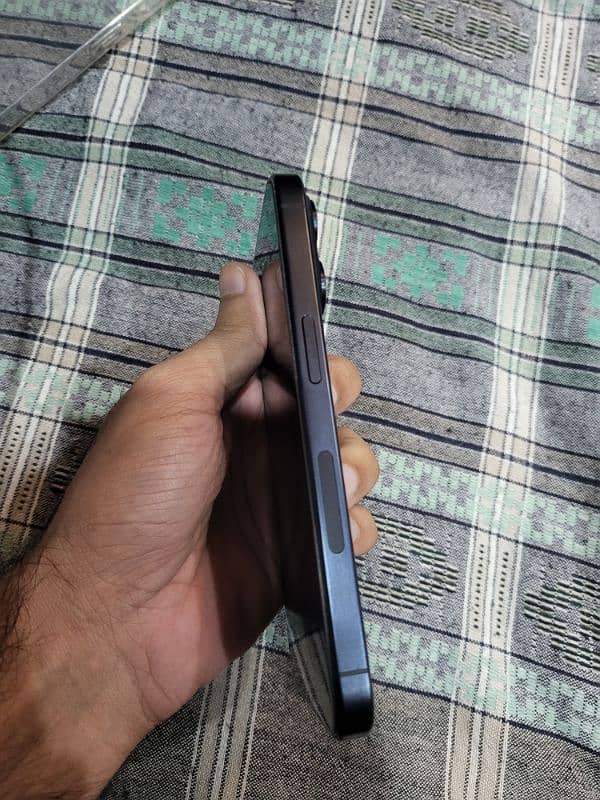 Iphone 15 pro JV 128gb 4