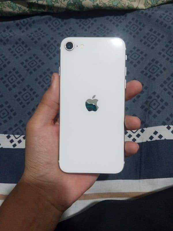 AoA I m selling my iphone SE 2020 jv 0