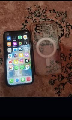 iphone 11 (non PTA) condition 10/10