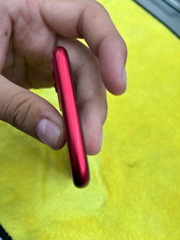 IPhone 11jv 128 Gb red 0