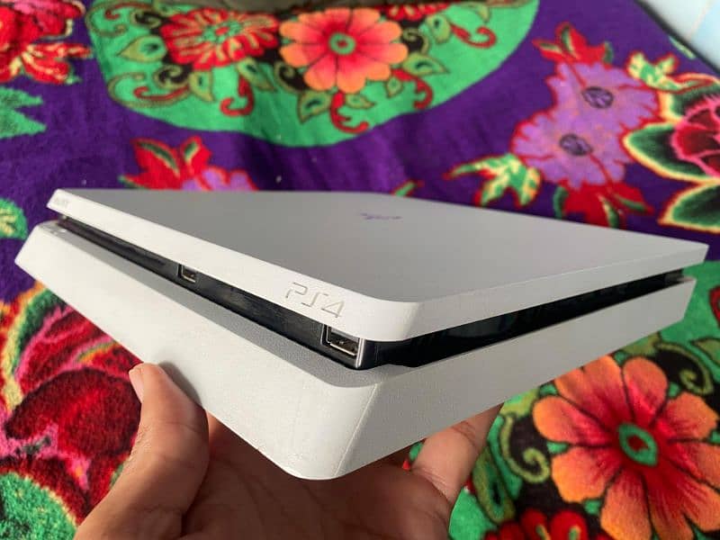 PS4 Slim glacier white 500GB 0