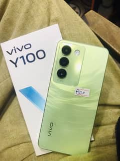 vivo y100 8 gb ram 256 storage with box and charger