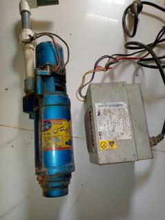 12 volt water pump good condition