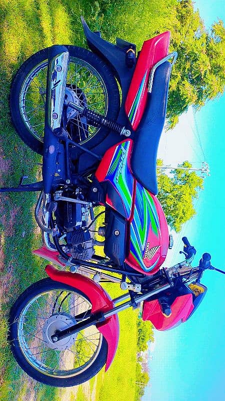 Honda pridor available for sale exillent condition one hand use. 0