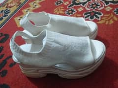 White Sandals For Women | Size: 6