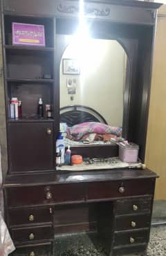 dressing table/ wooden dressing table