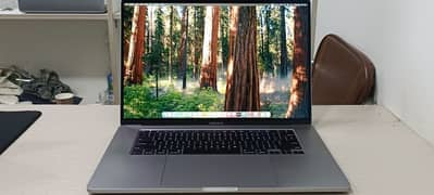 MacBook Pro 2019 16" Ci9 32/512 GPU 4Gb