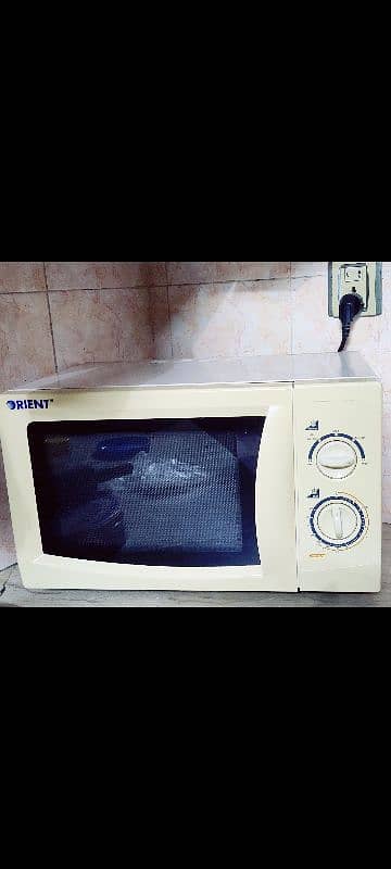 Orient microwave oven urgent sale 1