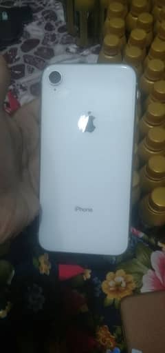 iphone XR pta white battery 80+