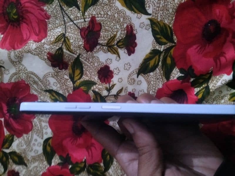 Tecno camon 19 New 5