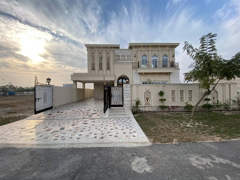 Fix Price 1 Kanal Luxury House For Sale In DHA Lahore 0