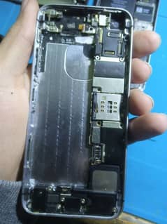 iphone SE 2016 board