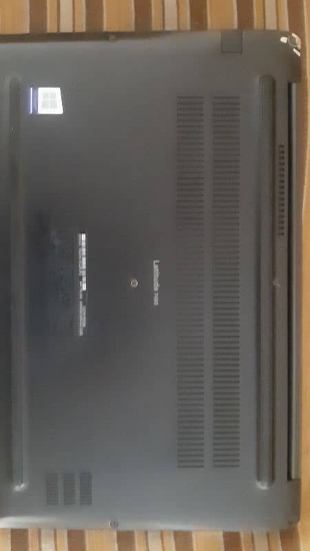 Dell 7490 i7 8th generation 3