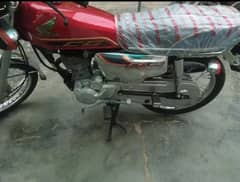 HONDA CG 125cc for sale urgently contact whatsapp 03249106082