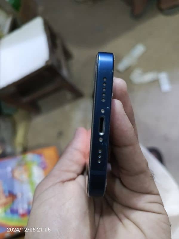 iphone 12 jv new condition hai 2