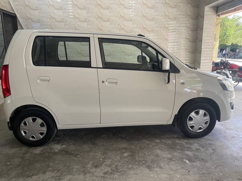 Suzuki Wagon R 2016 VXL B2B 9