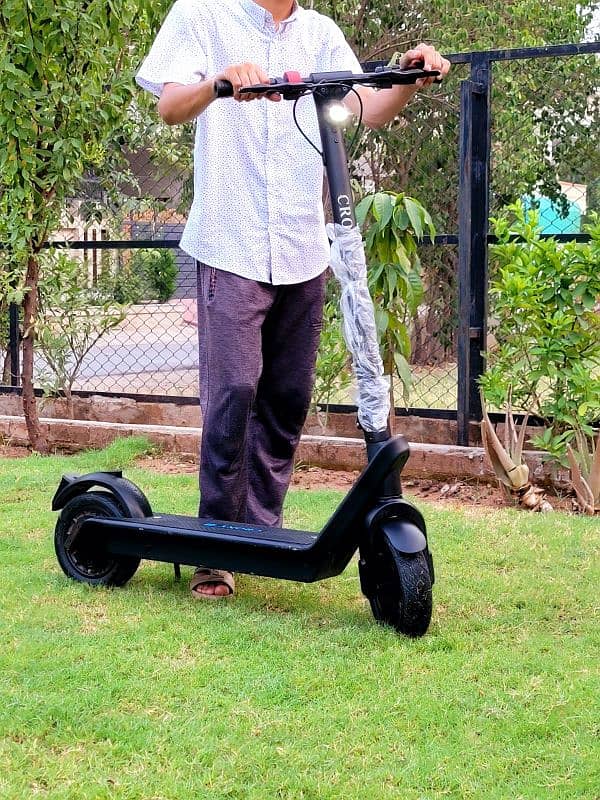 Crony Electric scooter 1