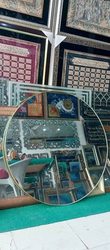 full round mirror,, بالکل مناسب ریٹ پہ گولڈن کلر