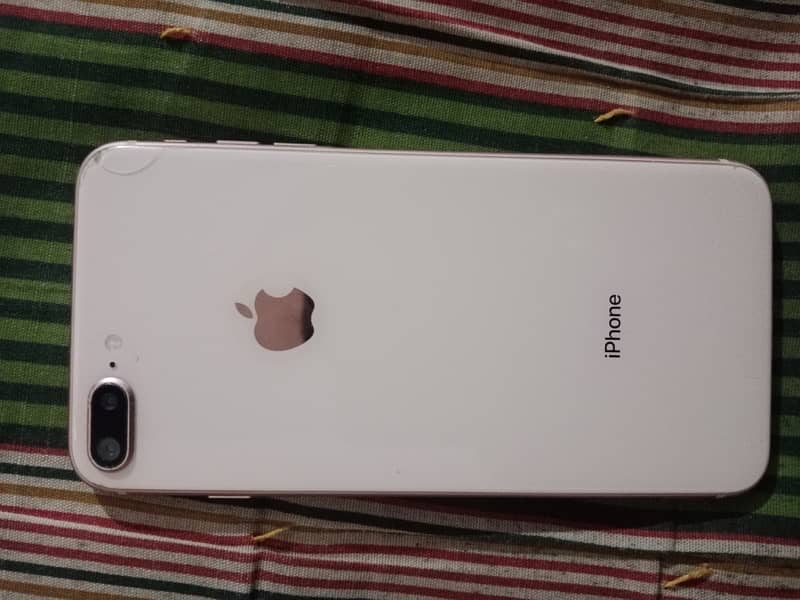 iPhone 8 Plus 64 gb /pta 2