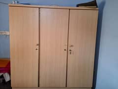 3 door wardrobe