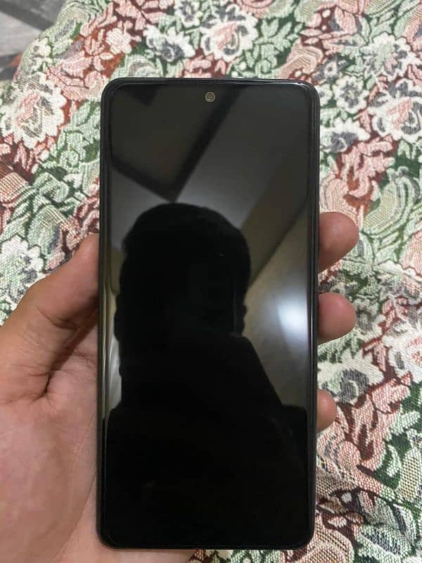 Vivo V27e 8/256 With Full Box 1