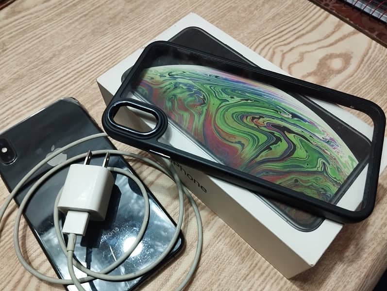 Iphone XS MAX 256GB dual Sim PTA Approved 0