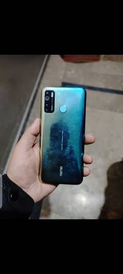 tecno camon 15 4/64 box be ha