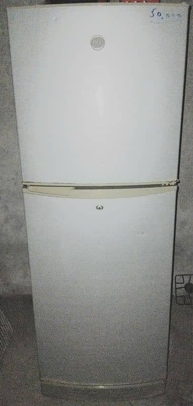 PEL Medium Refrigerator to Sell 0