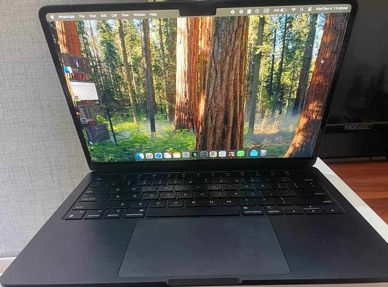 MacBook Air M3 2024 - used only few days 2