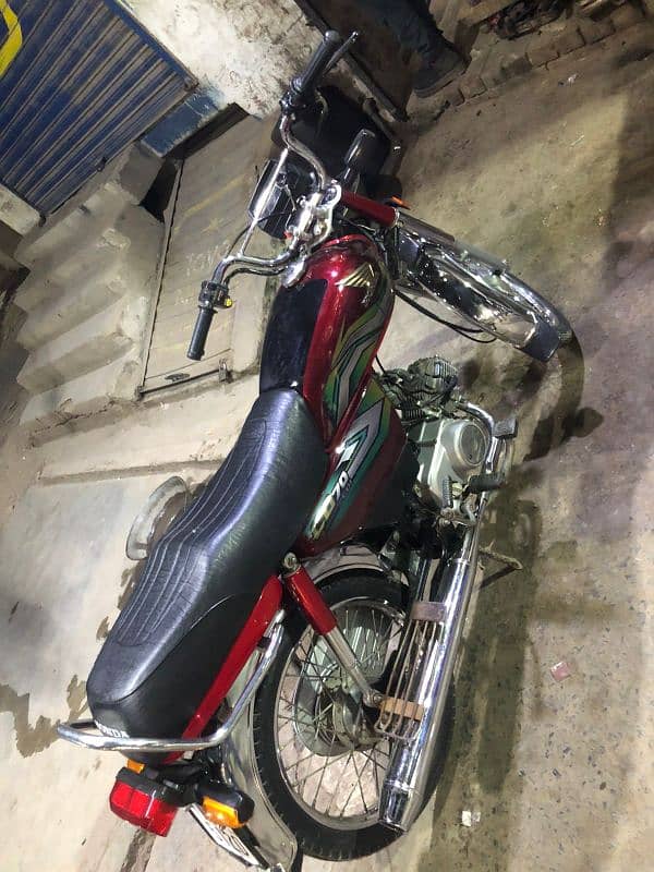 Honda CD70 Red colour 2023 model NBR Laga Howa hai 3