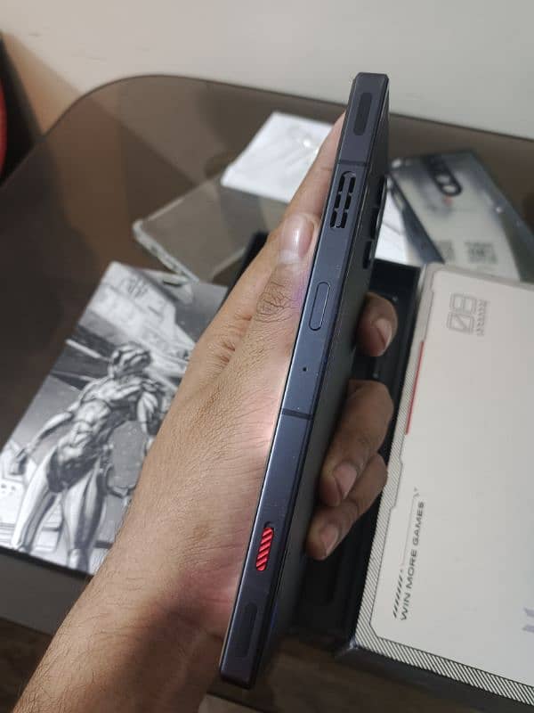 Red Magic 8 Pro (12gb 256gb) Official Approved 3