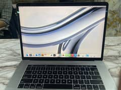 MacBook pro 2018 512gb and 16gb ram