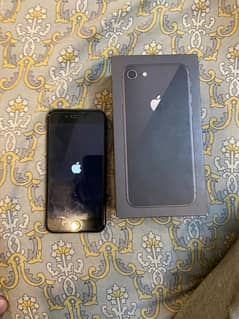 Iphone 8 64 GB PTA