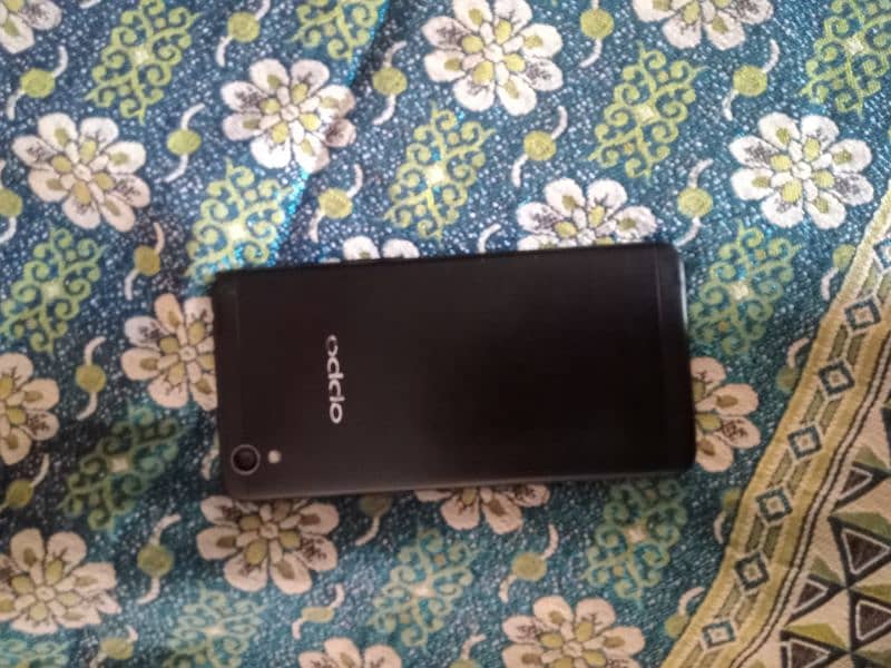 oppo a37 2/16 good condition good battery taming 0