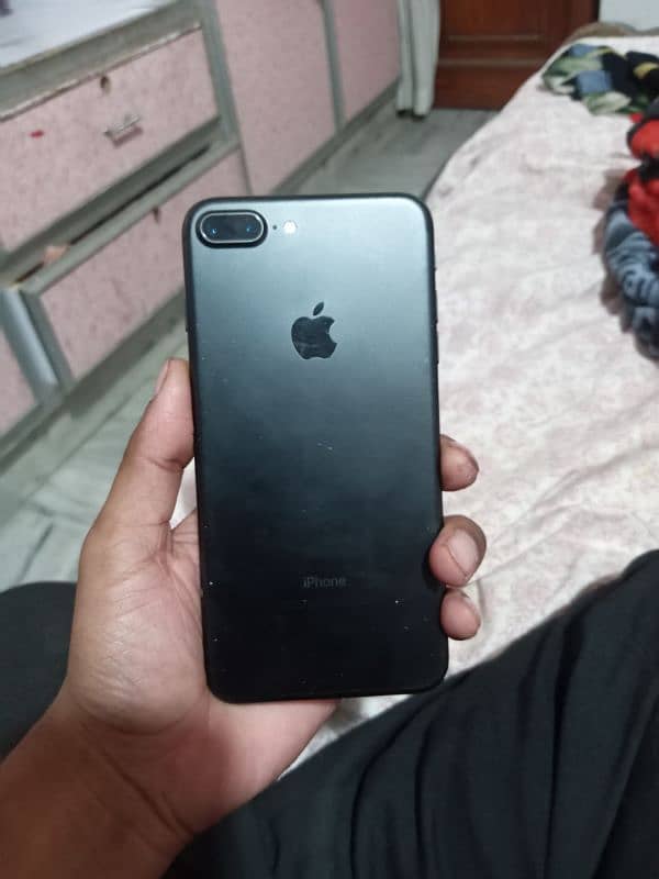 I phone 7 plus black 5