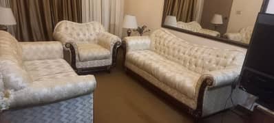 drawing room sofa set.