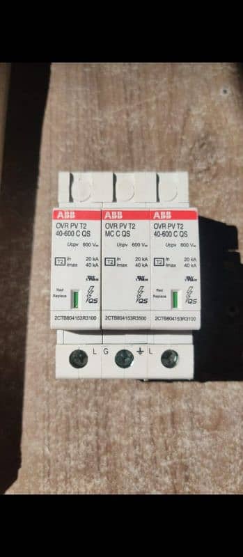 SPD DC OR AC and DC breakers 0