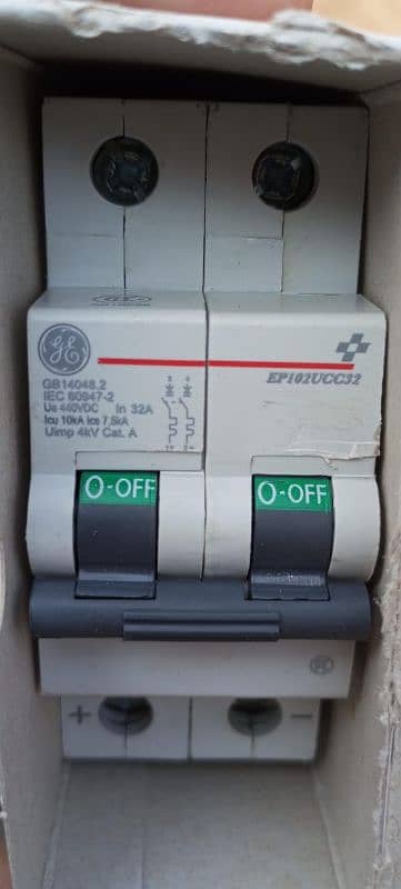 SPD DC OR AC and DC breakers 11