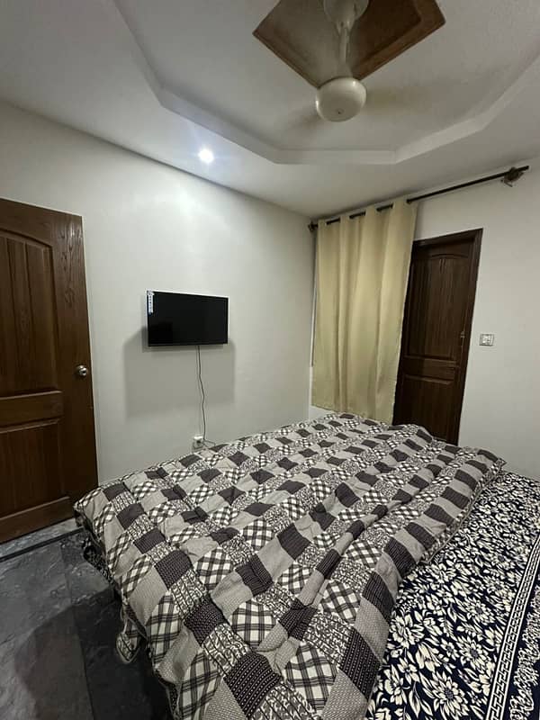 2 Bed Furnished Flat For Rent In Main Pwd Road 4