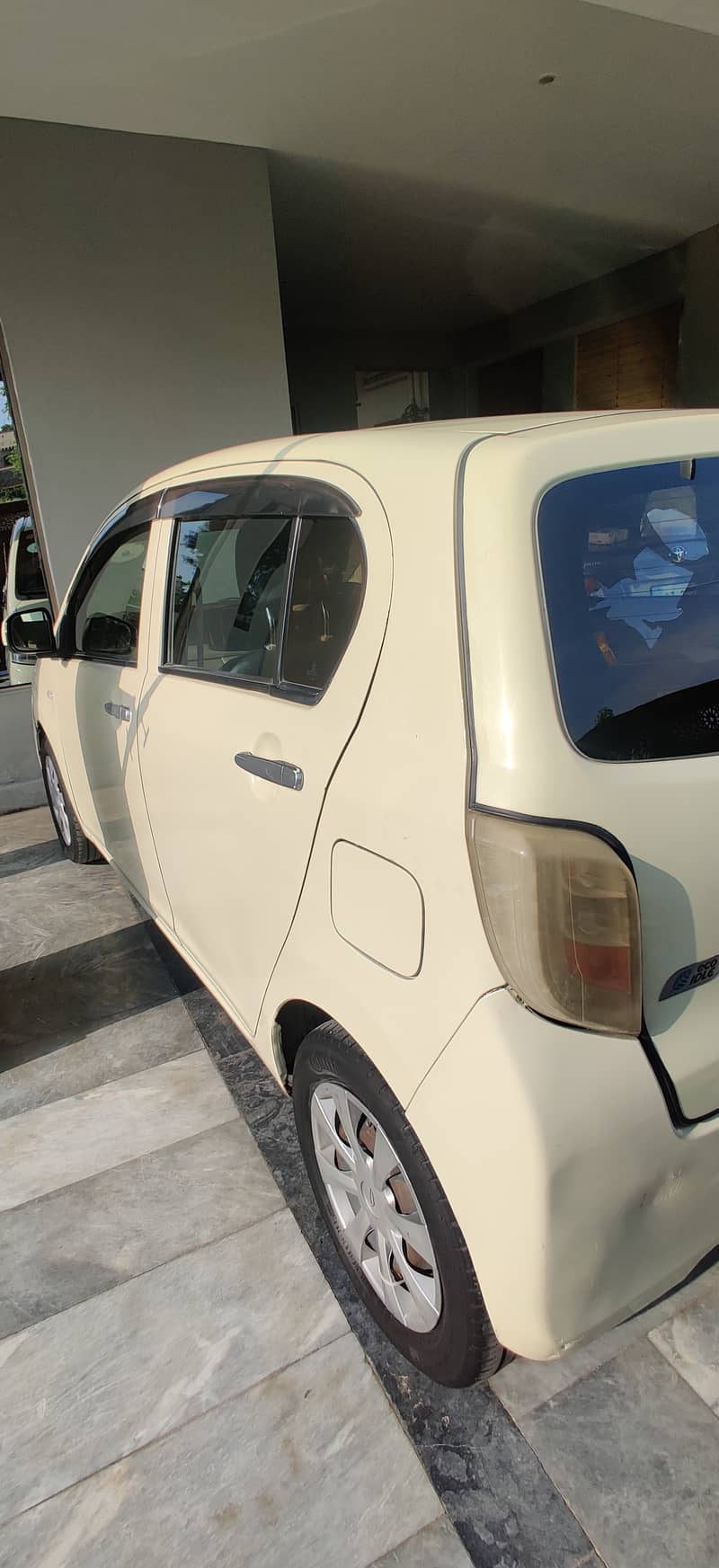 Daihatsu Mira 2014 L Package 8