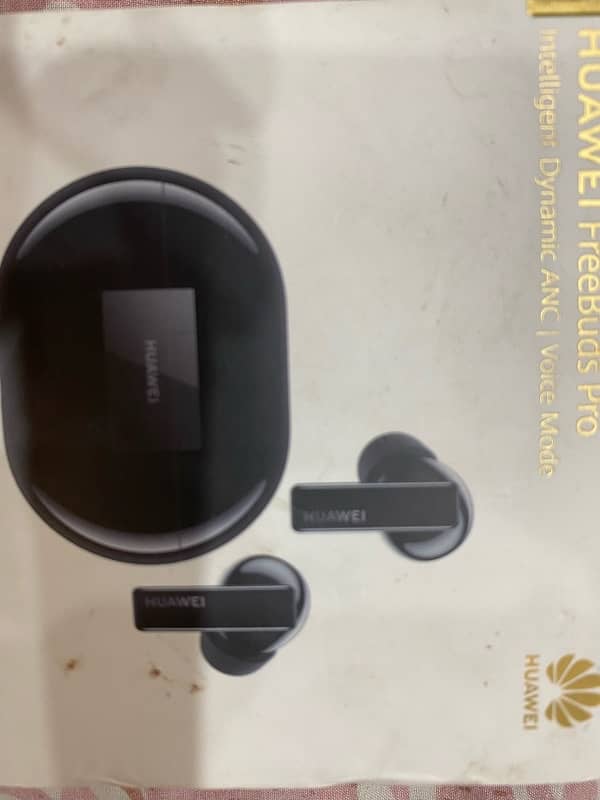 Huawei FreeBuds 3 Pro Black Colour in 10/10 Condition 2