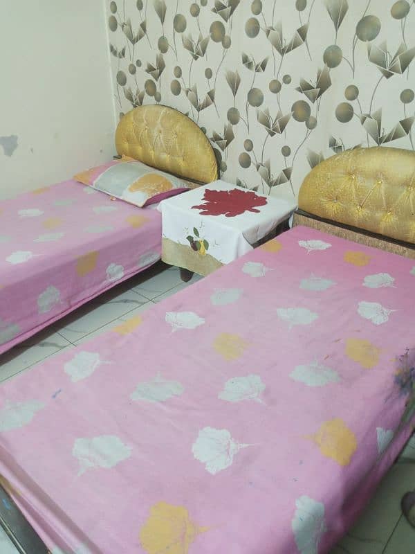 Single Bed wood 1