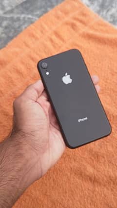 iPhone XR