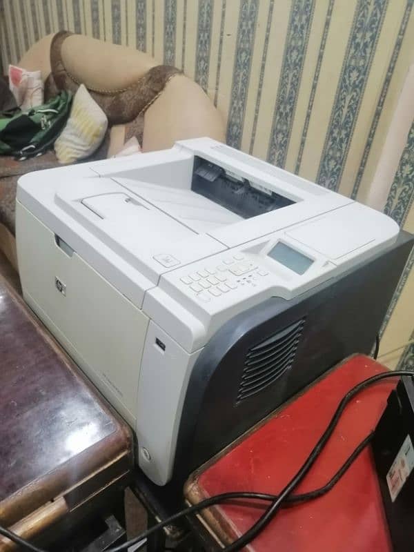 hp laserjet 3015 printer in good condition 6