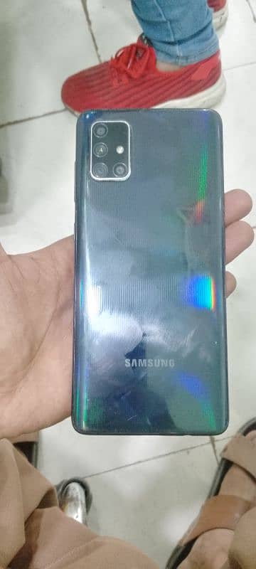 Samsung a71 8/128 with box 0